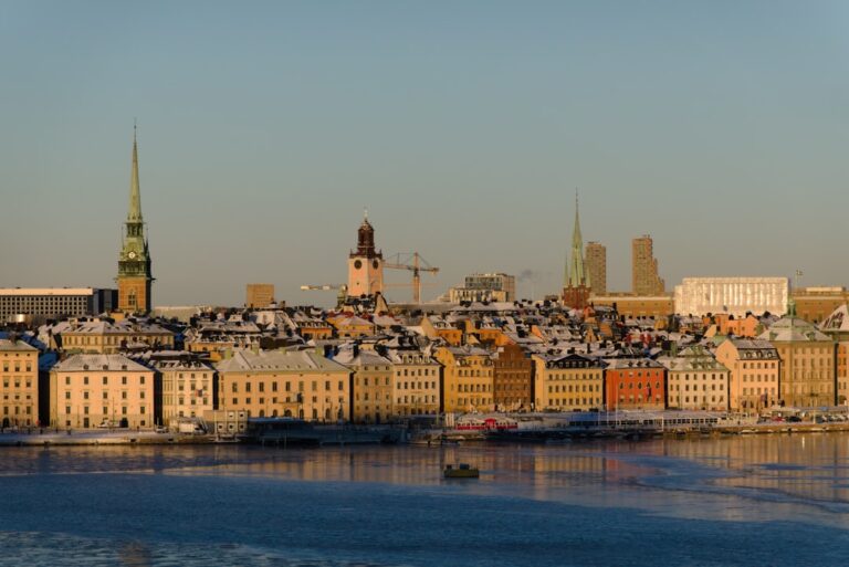 Jak zorganizować podróż do Finlandii z minimalnym budżetem?